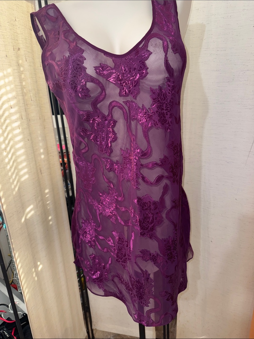 NOS Vintage Victorias Secret Gold Label SHEER Burnout Raspberry Short Gown L NWT